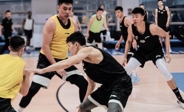 B体育官方网站-鼓手尖刀已就位！北京男篮期待第二阶段奏出更强音