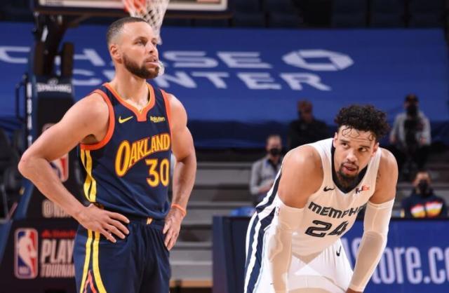 B体育-最强库里遭遇最惨淡结局！明年水花合体再冲冠？