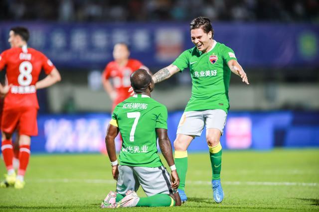 B体育官方网站-【中超】深足新三叉戟联手造两球 河南1比2不敌深足